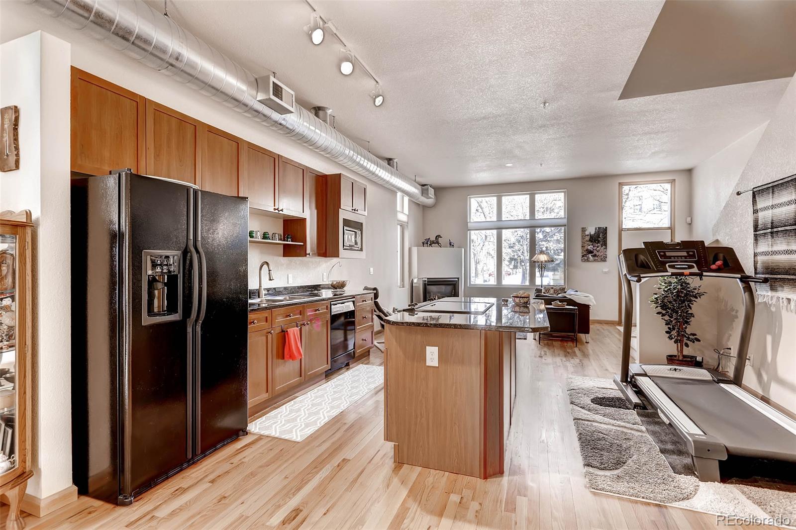 275 Rampart Way, Unit 209 Denver, CO 80230 - Photo 6 of 13 Gallery Image 6