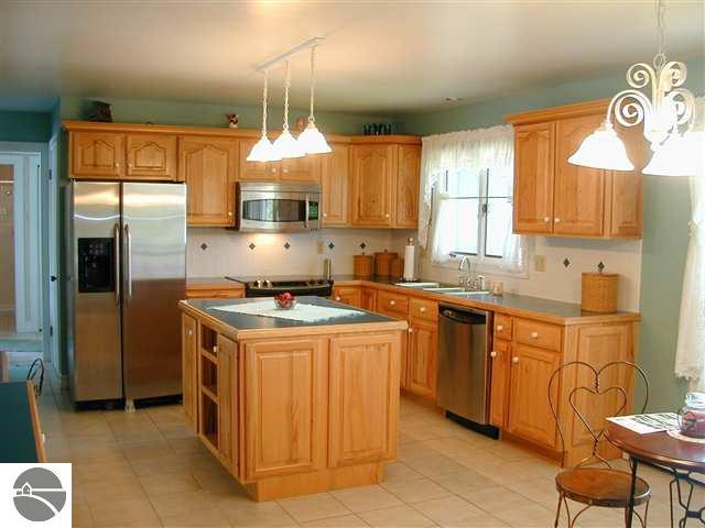 22288 Conrad Road Copemish, MI 49625 - Photo 4 of 25 1735030-3.JPG