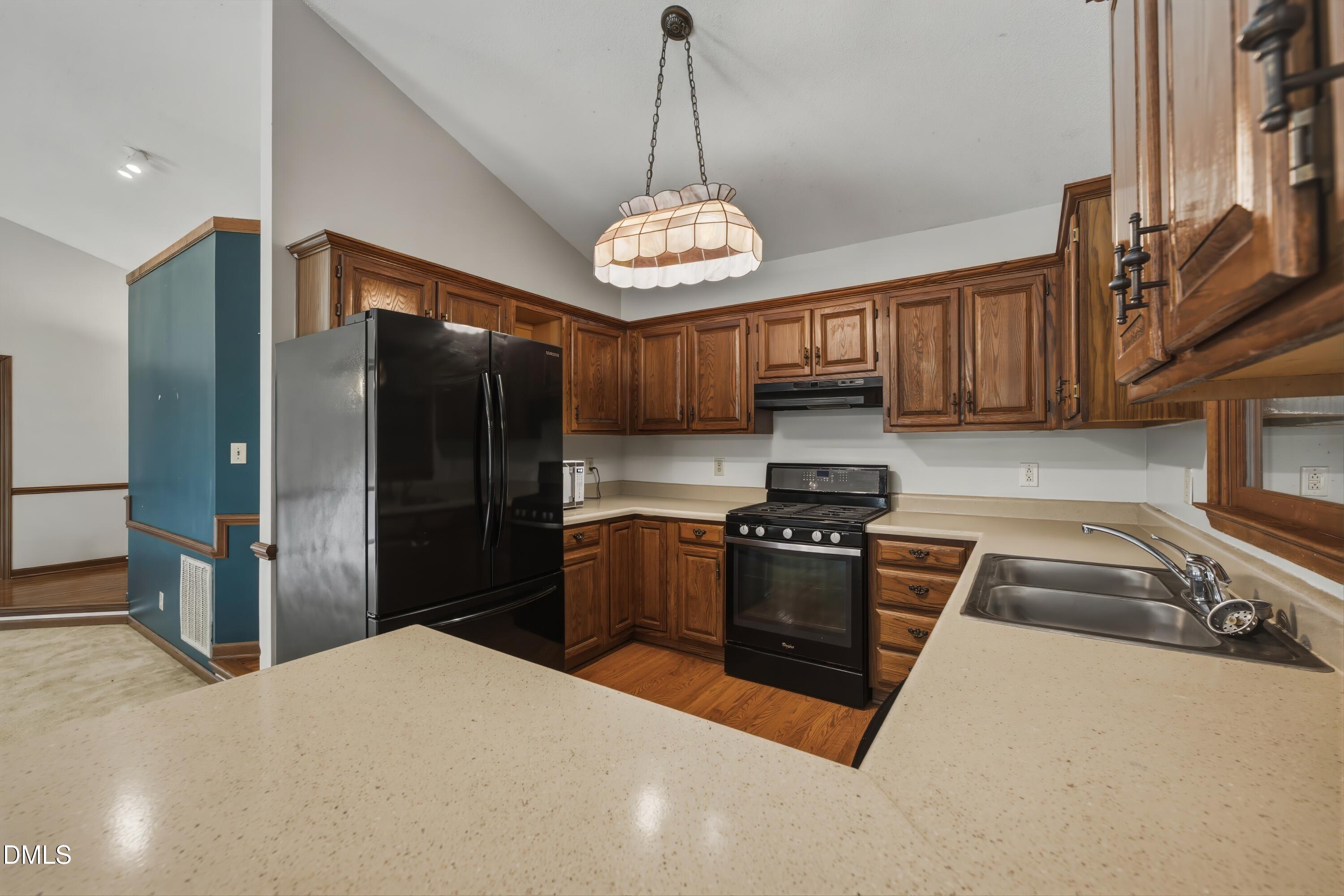 2632 North Shiloh Road Garner, NC 27529 - Photo 12 of 32 12 -2632 n shiloh rd, interior, kitchen