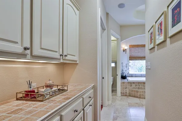 $1,800,000 | 7108 Sanctuary Heights Court, Fort Worth, TX 76132