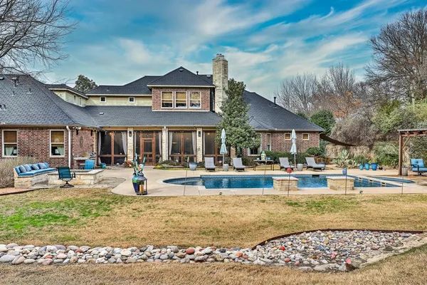 $1,800,000 | 7108 Sanctuary Heights Court, Fort Worth, TX 76132