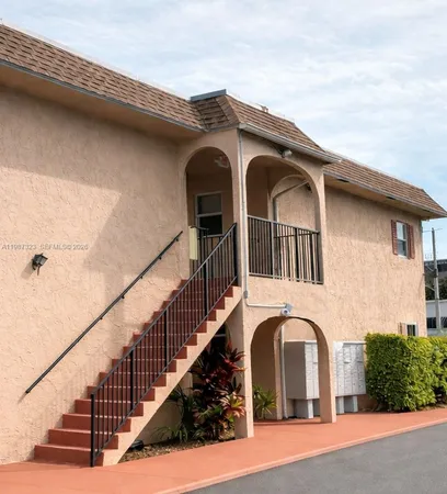 $2,150 | 550 Southwest 2nd Avenue, Unit 1210, Boca Raton, FL 33432