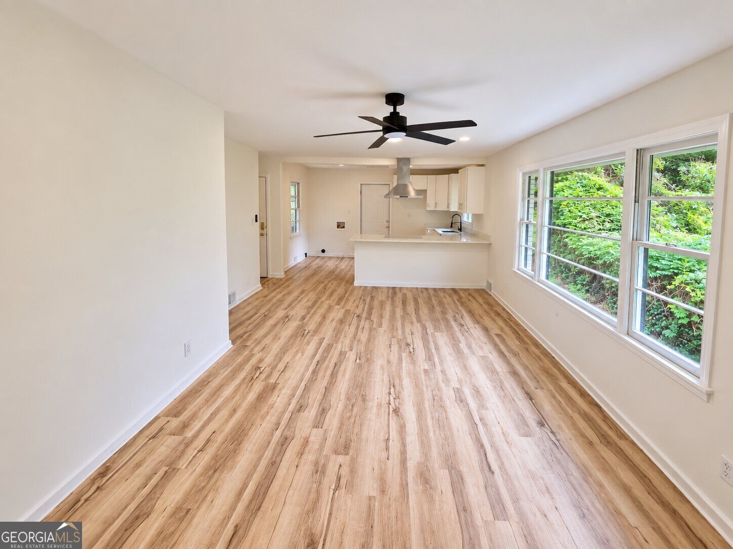 3565 Glenwood Road Decatur, GA 30032 - Photo 3 of 15 Gallery Image 3