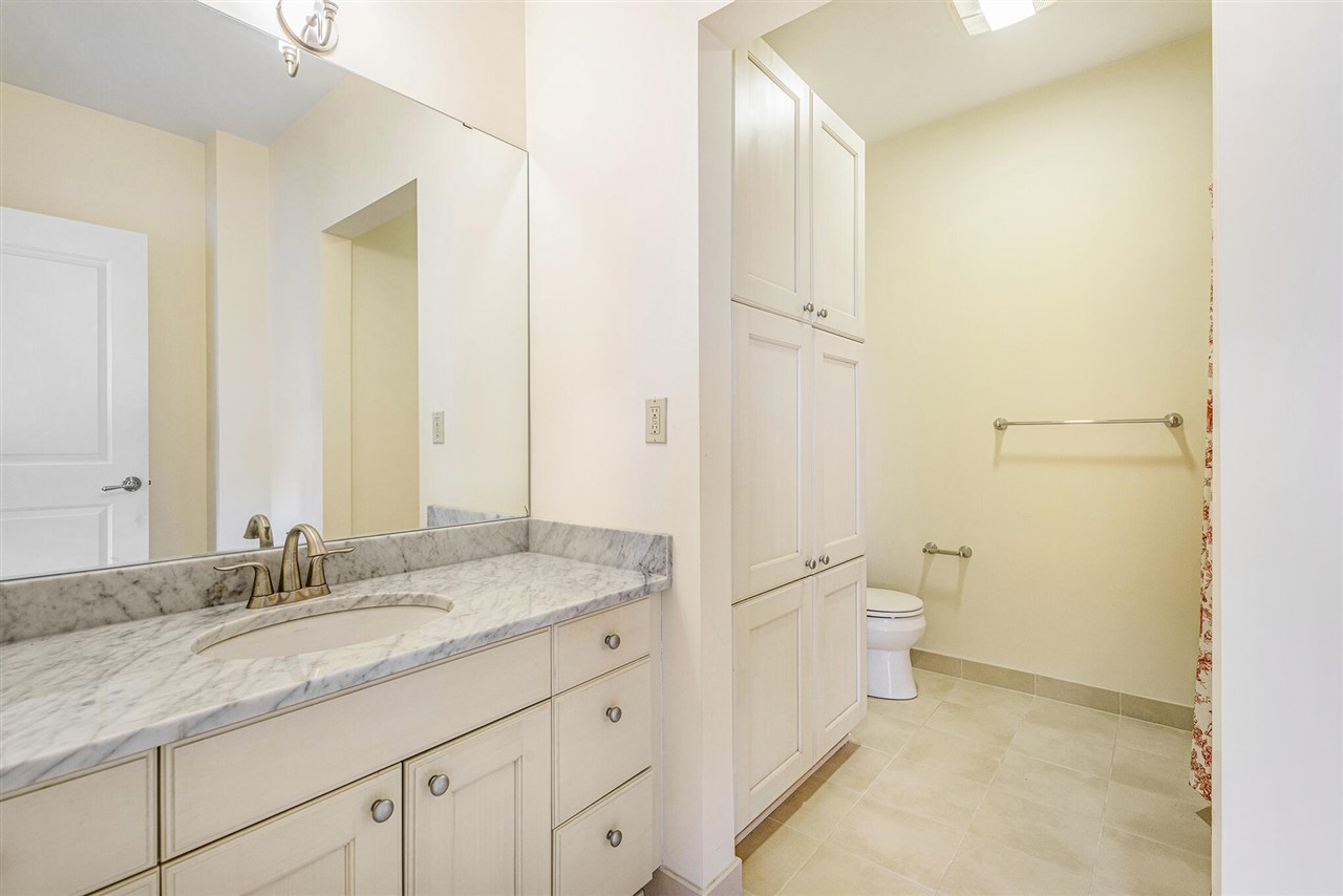 27 Library Street Northeast, Unit 901 Grand Rapids, MI 49503 - Photo 24 of 33
