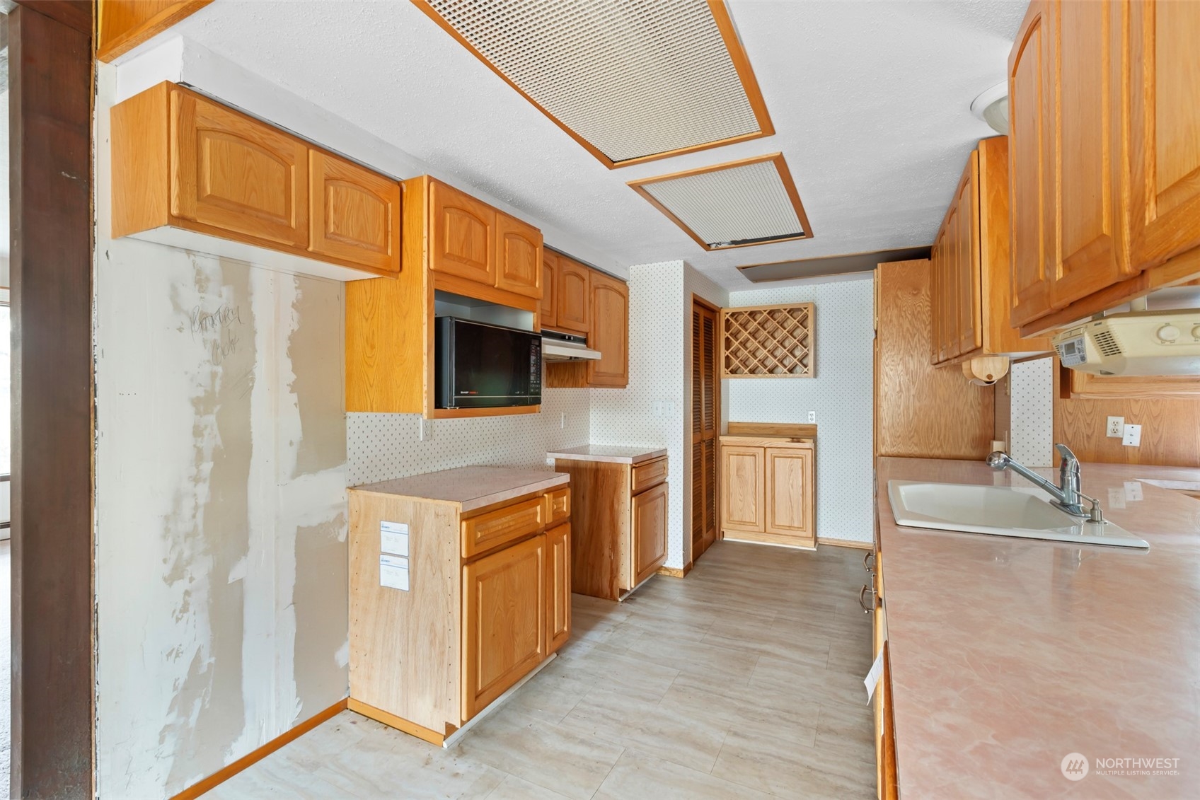 152 Fitzgerald Road Sequim, WA 98382 - Photo 8 of 38
