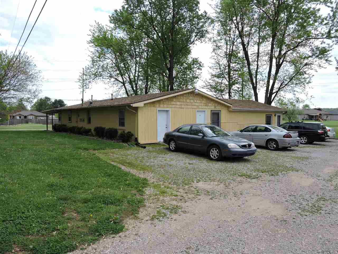 5112 West Martin Road, Unit 4 Newburgh, IN 47630 - Photo 13 of 14 Gallery Image 13