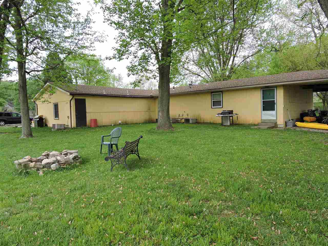5112 West Martin Road, Unit 4 Newburgh, IN 47630 - Photo 8 of 14 Gallery Image 8