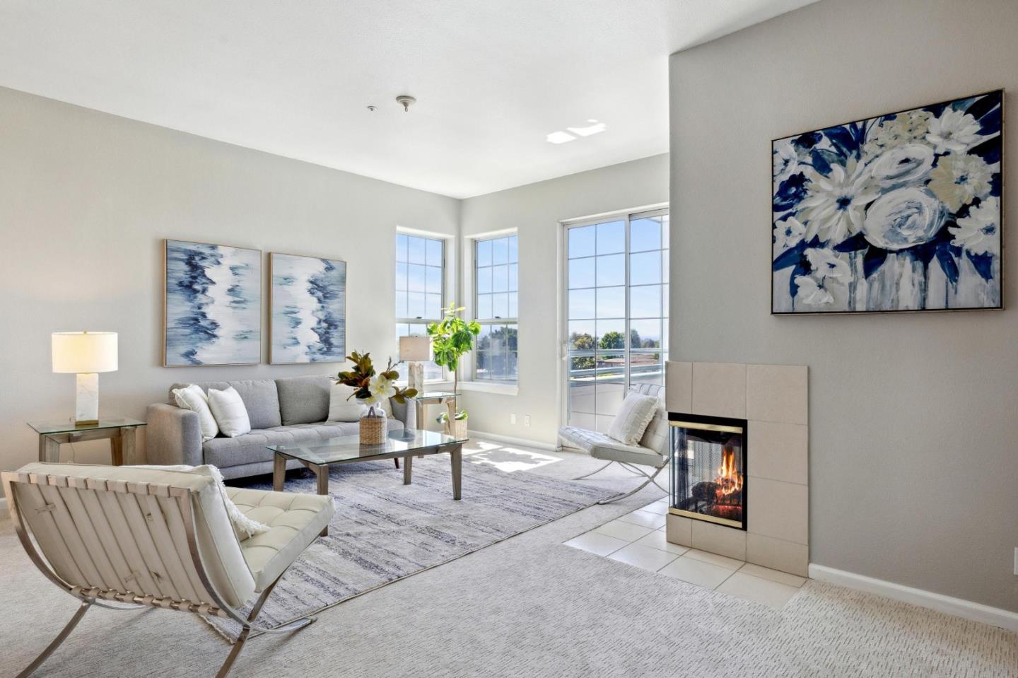 720 Promontory Point Lane, Unit 2305 Foster City, CA 94404 - Photo 32 of 78 a living room with furniture and a potted plant