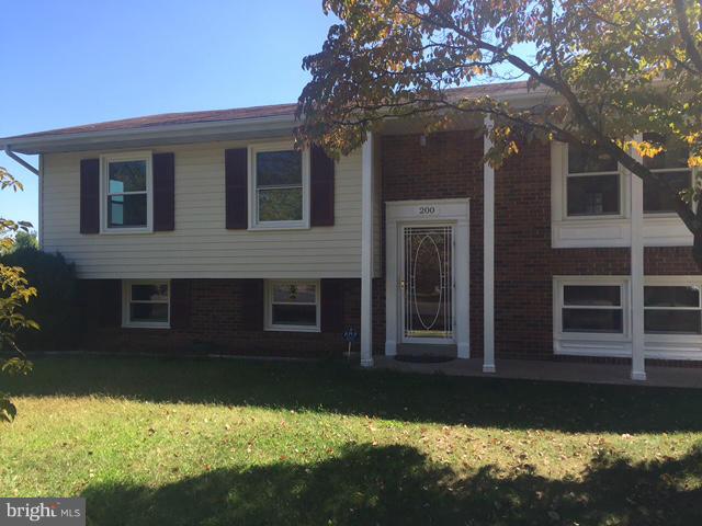 200 South Harrison Road Sterling, VA 20164 - Photo 2 of 11 Exterior (Front)
