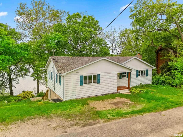 $139,000 | 7 Sycamore Bay Road, Lacon, IL 61540