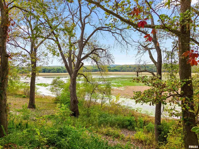 $139,900 | 7 Sycamore Bay Road, Lacon, IL 61540