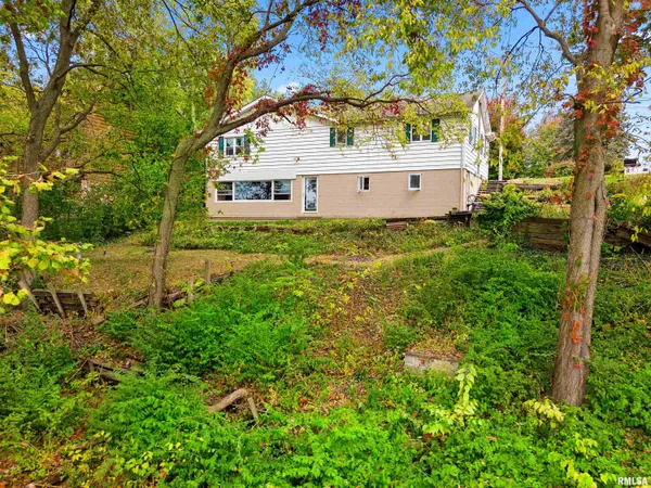 $145,000 | 7 Sycamore Bay Road, Lacon, IL 61540