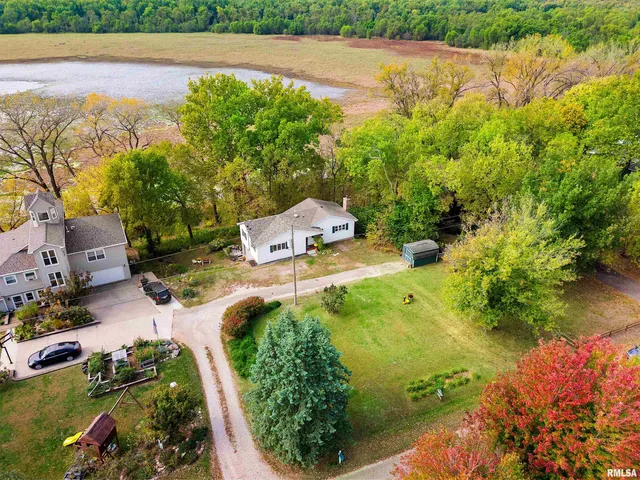 $139,900 | 7 Sycamore Bay Road, Lacon, IL 61540