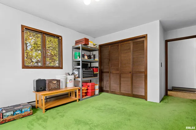 $139,900 | 7 Sycamore Bay Road, Lacon, IL 61540