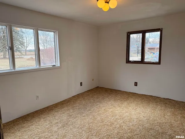 $145,000 | 7 Sycamore Bay Road, Lacon, IL 61540