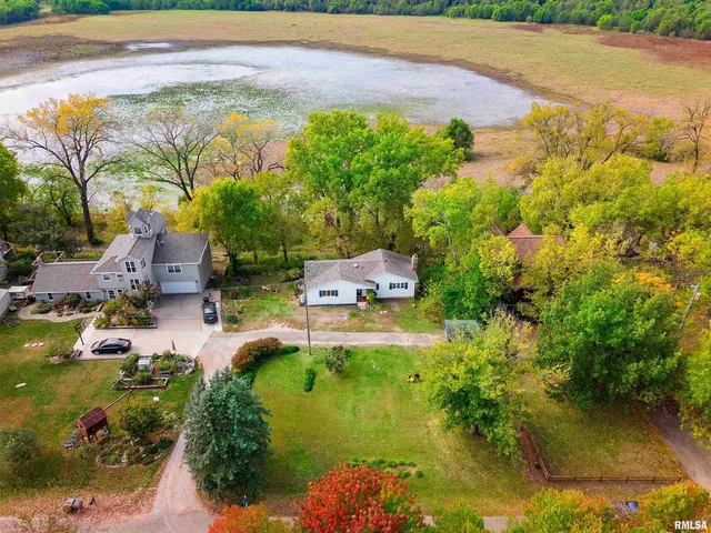 $139,900 | 7 Sycamore Bay Road, Lacon, IL 61540