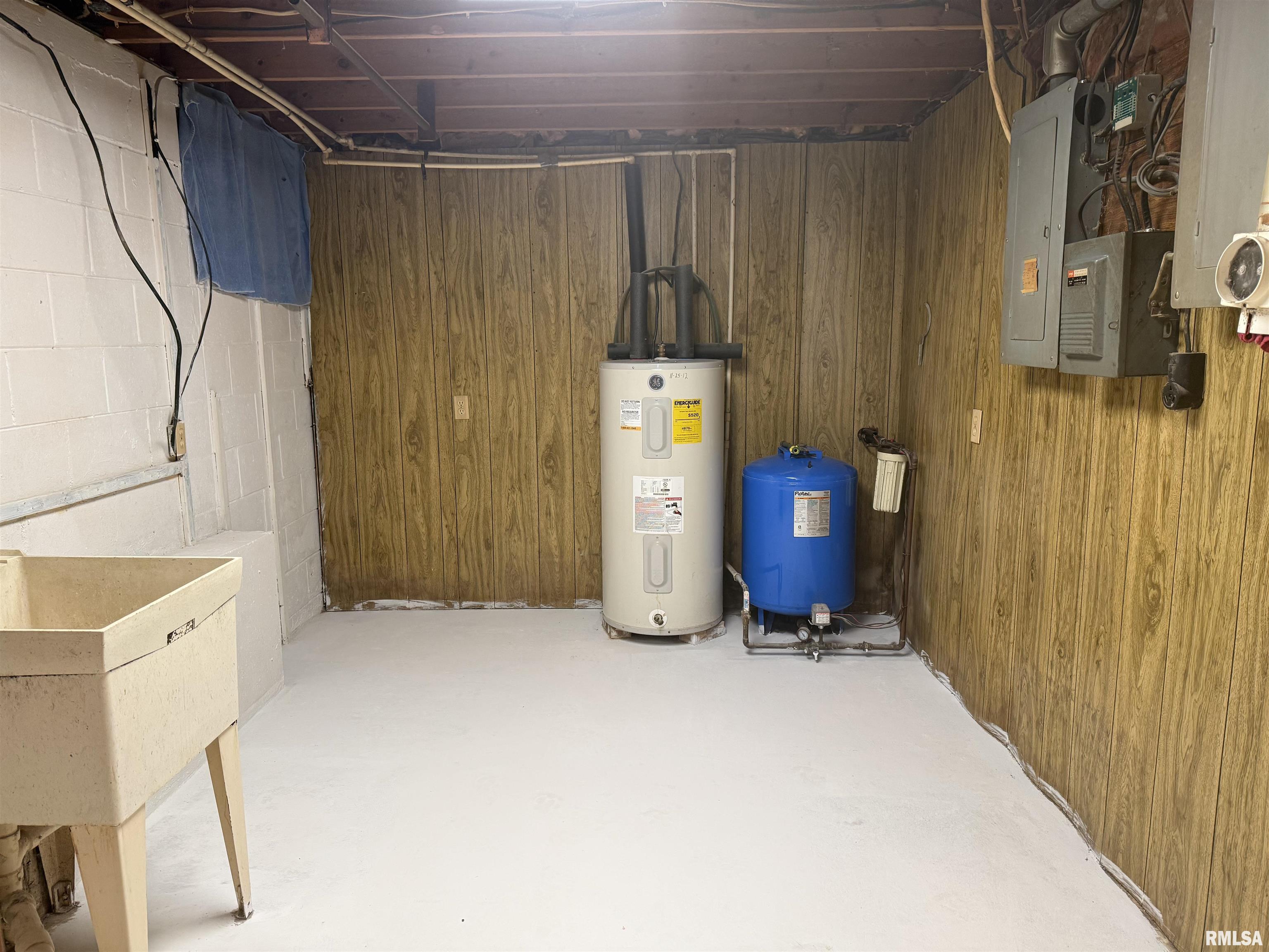 7 Sycamore Bay Road Lacon, IL 61540 - Photo 38 of 41