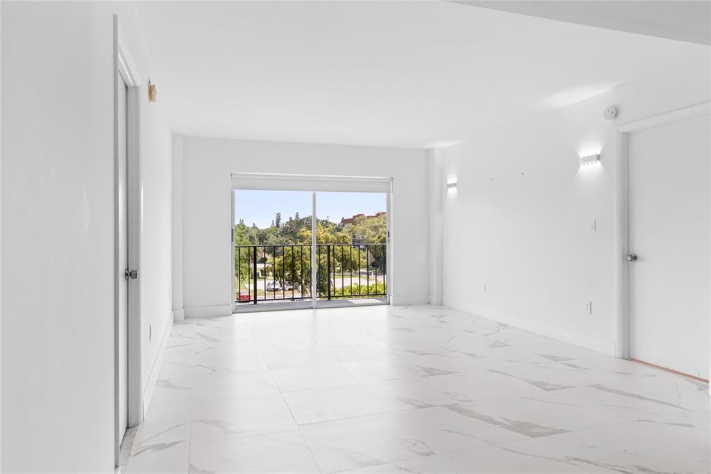 4164 Inverrary Drive, Unit 412 Lauderhill, FL 33319 - Photo 3 of 23