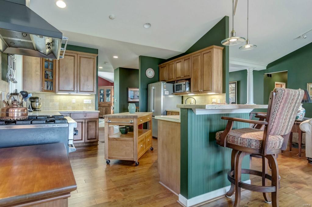 1127 Forest Ridge Trail Lane Ballwin, MO 63021 - Photo 12 of 53 Gallery Image 12