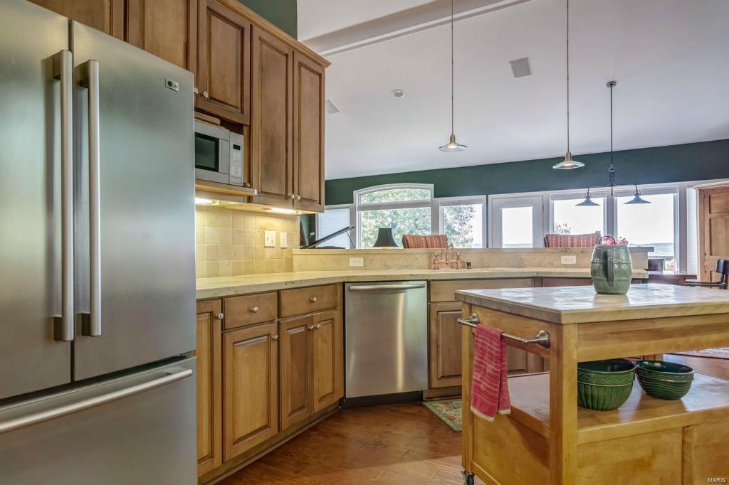 1127 Forest Ridge Trail Lane Ballwin, MO 63021 - Photo 14 of 53 Gallery Image 14