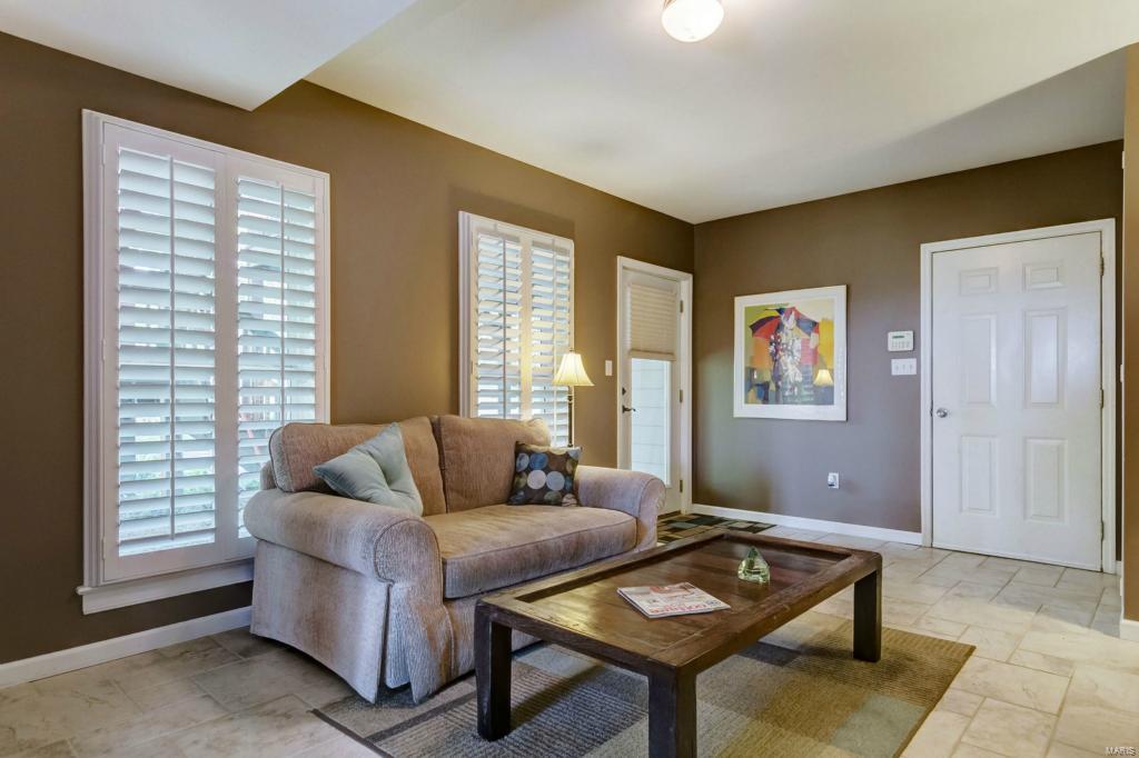1127 Forest Ridge Trail Lane Ballwin, MO 63021 - Photo 28 of 53 Gallery Image 28