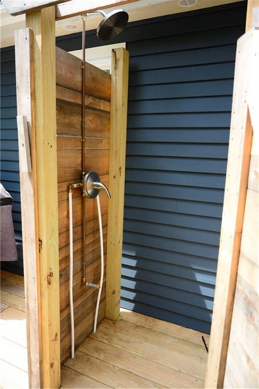 35 Cobb Road Camden, ME 04843 - Photo 33 of 34 Outdoor shower