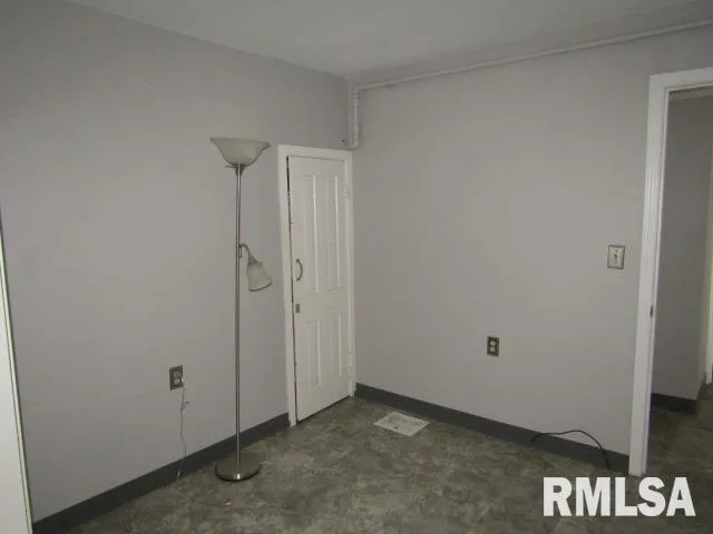 $96,300 | 602 4th Street, Rosiclare, IL 62982