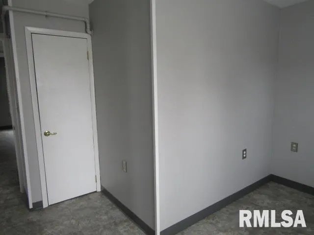 $96,300 | 602 4th Street, Rosiclare, IL 62982