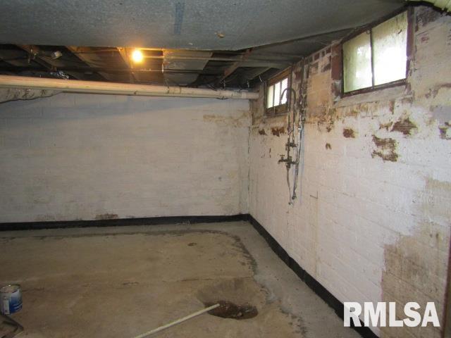 602 4th Street Rosiclare, IL 62982 - Photo 34 of 37