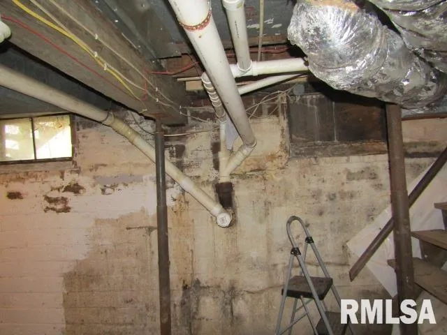 $96,300 | 602 4th Street, Rosiclare, IL 62982