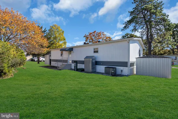 $99,900 | 166 Mockingbird Way, Whiting, NJ 08759