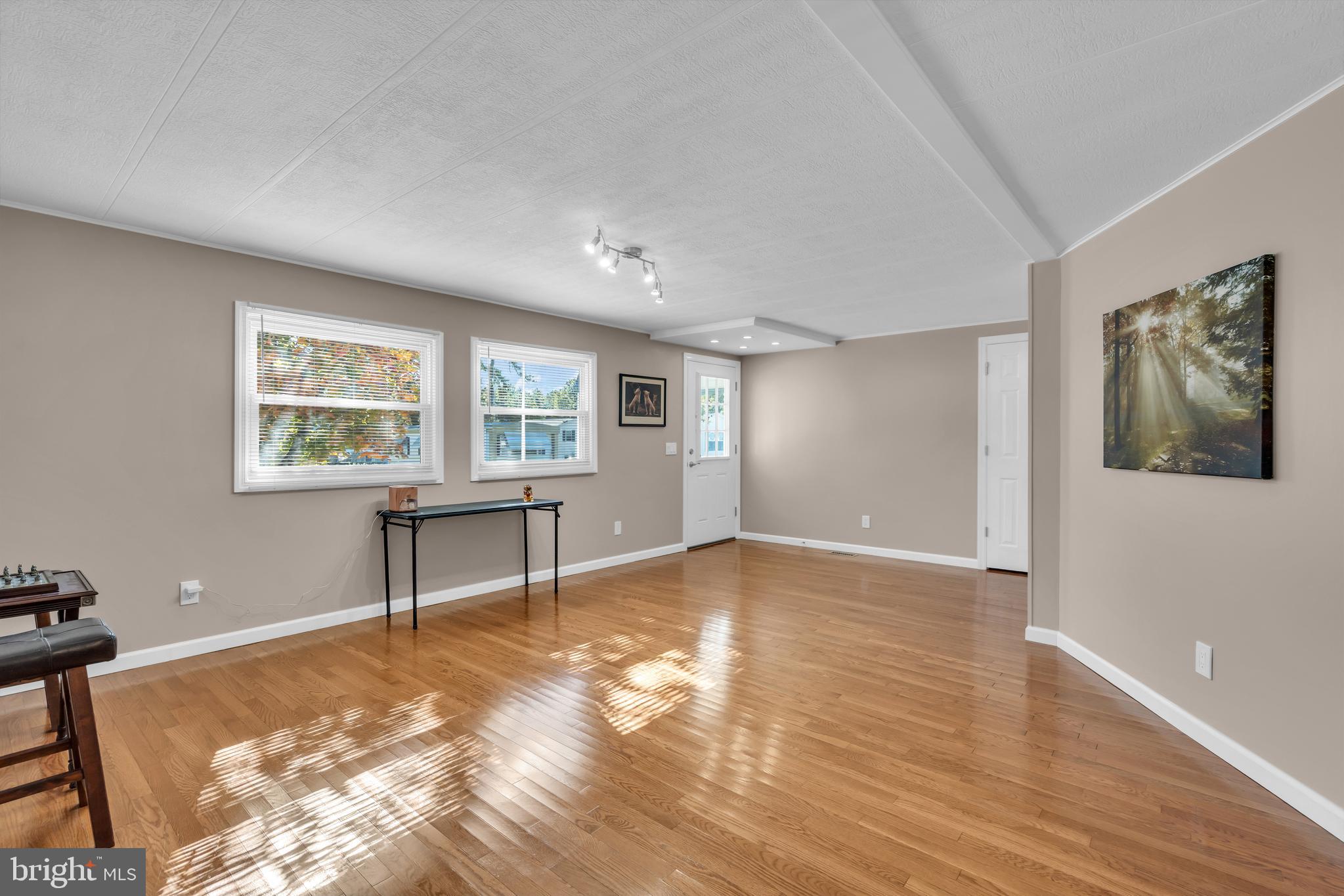 166 Mockingbird Way Whiting, NJ 08759 - Photo 6 of 27