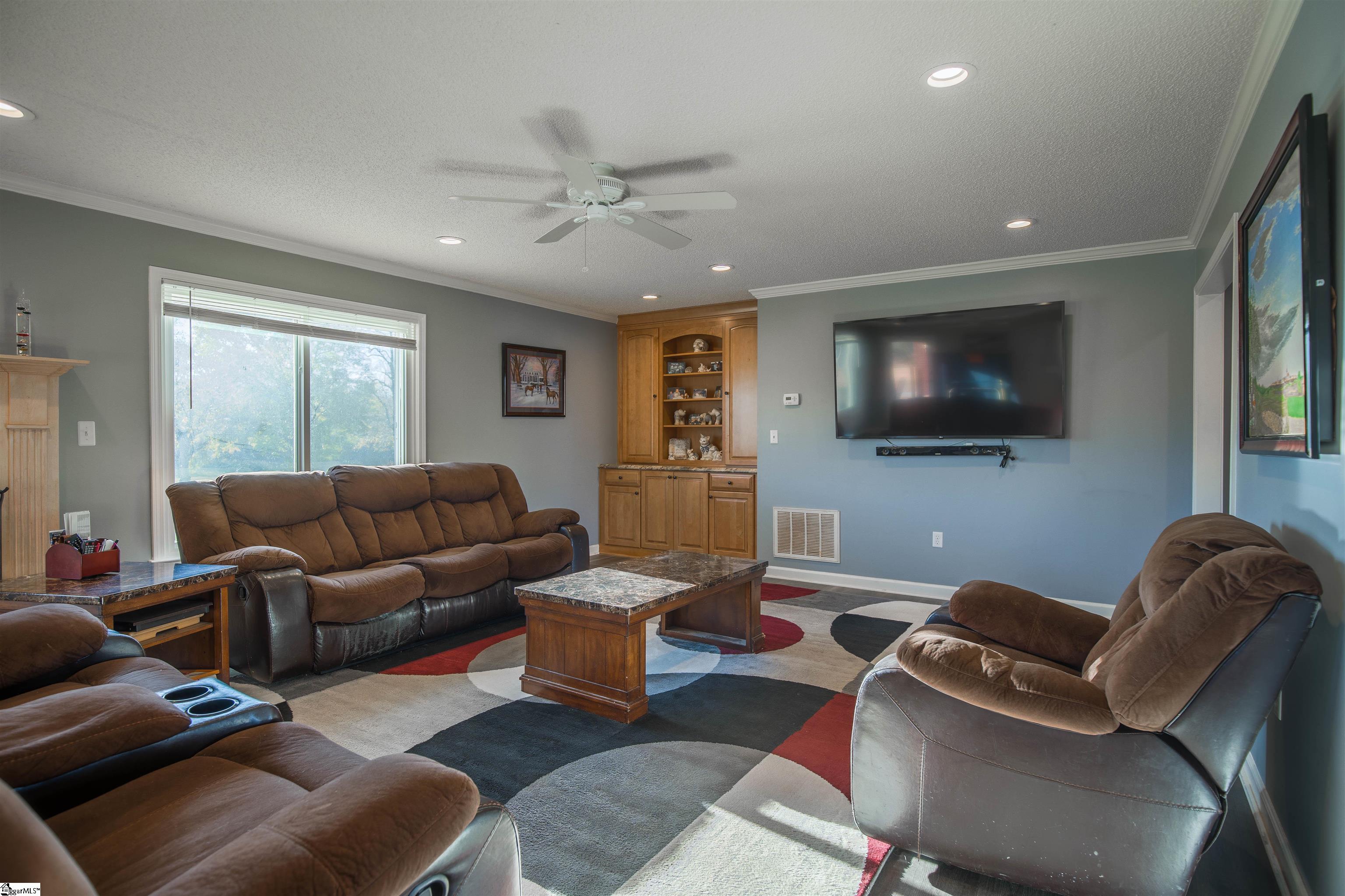 306 Terry Road Fountain Inn, SC 29644 - Photo 23 of 34