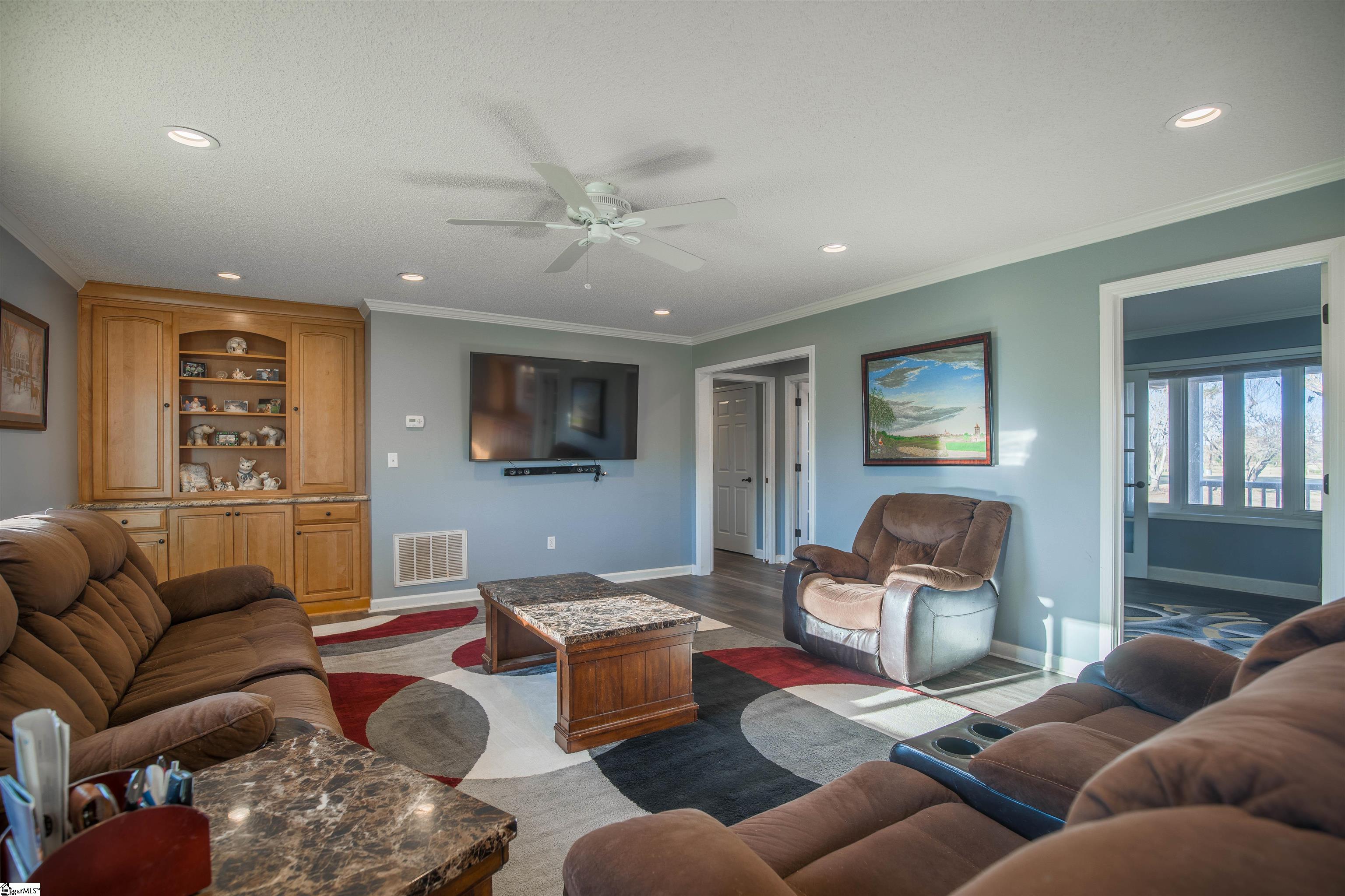 306 Terry Road Fountain Inn, SC 29644 - Photo 24 of 34