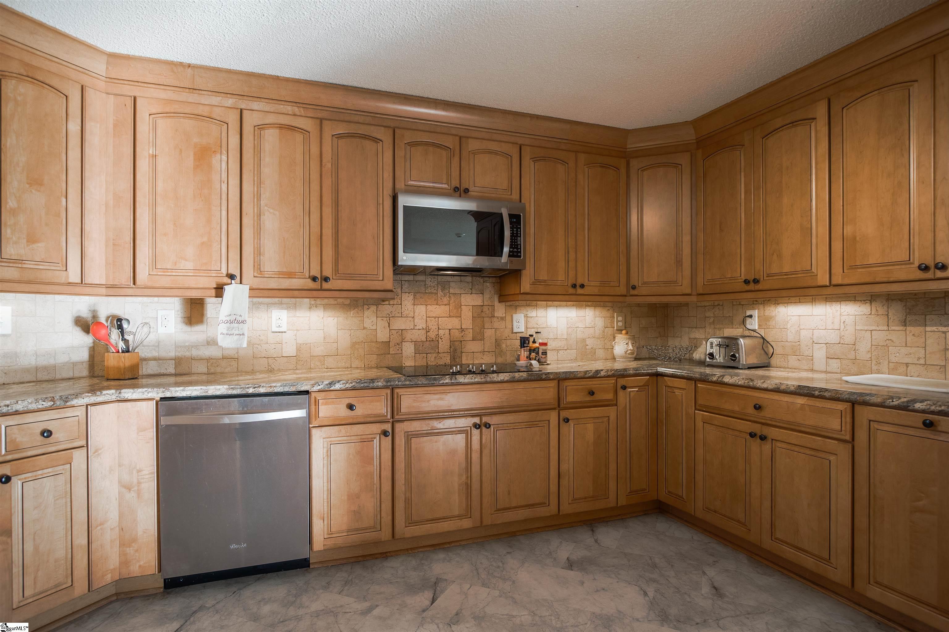 306 Terry Road Fountain Inn, SC 29644 - Photo 27 of 34