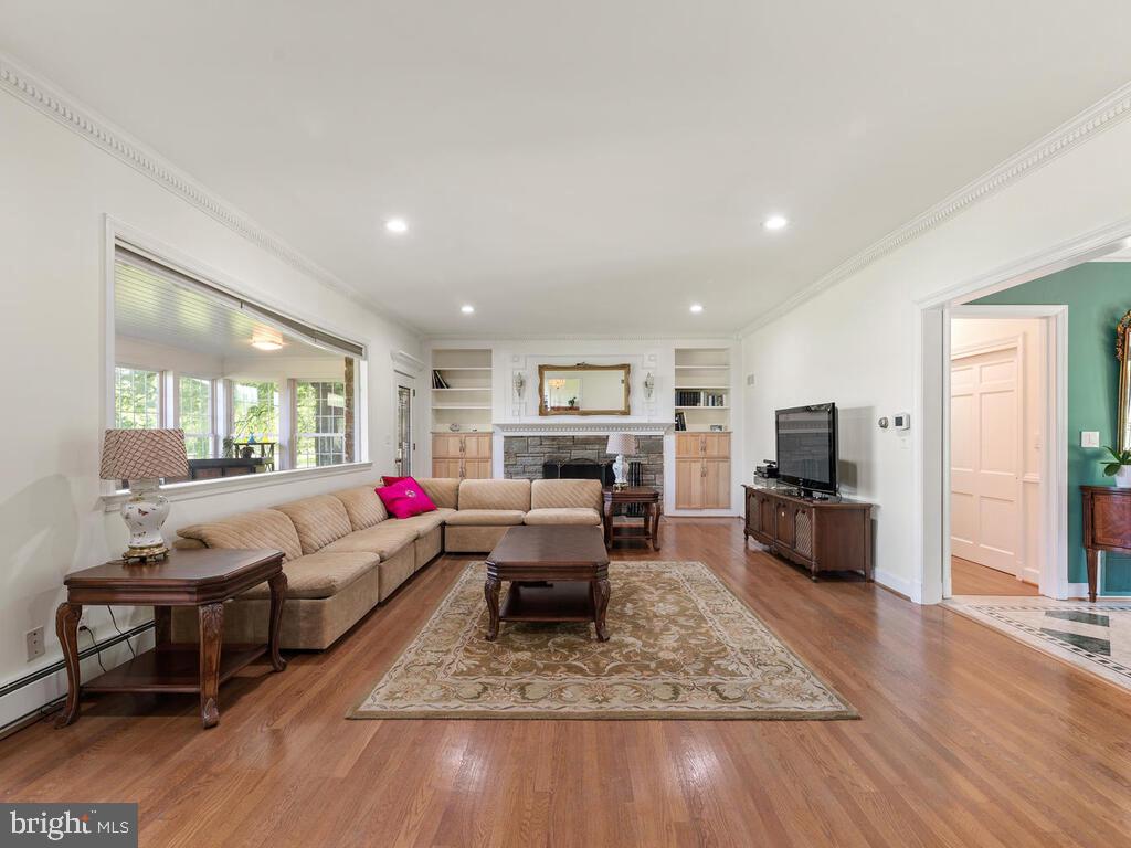 14854 Old Frederick Road Woodbine, MD 21797 - Photo 15 of 81