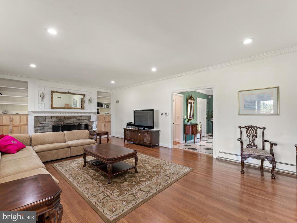 14854 Old Frederick Road Woodbine, MD 21797 - Photo 16 of 81