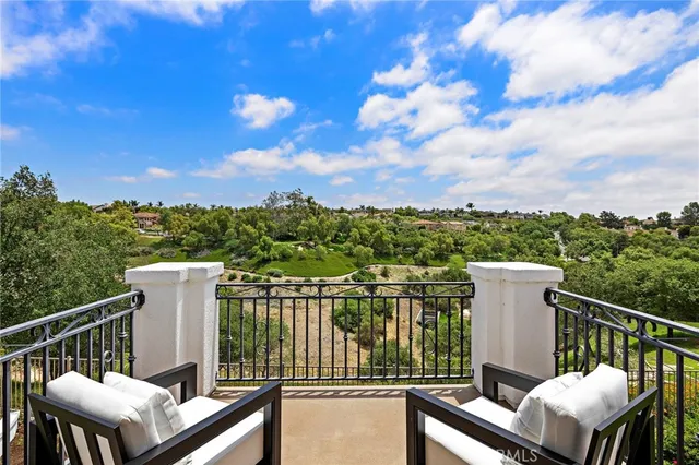 $2,799,000 | 12 Calle Vista Del Sol, San Clemente, CA 92673