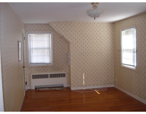 93 Scarborough Road Pawtucket, RI 02861 - Photo 7 of 9 Gallery Image 7
