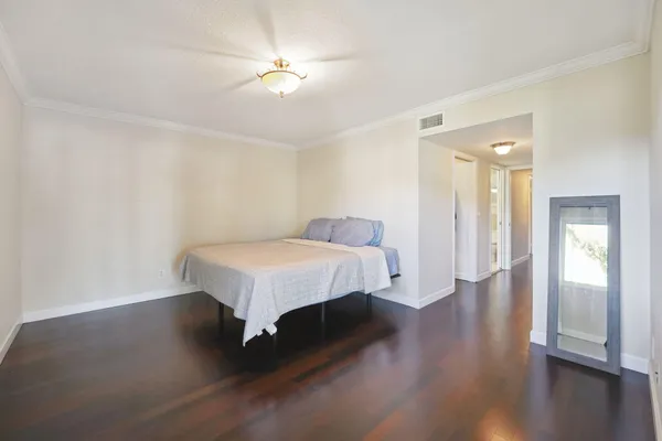 $3,450 | 100 Pelican Pointe Drive, Unit 101, Delray Beach, FL 33483