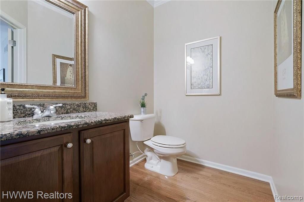 3772 Windingbrook Circle, Unit 16 Rochester Hills, MI 48309 - Photo 24 of 41