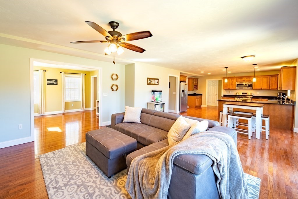 119 Reservoir Road Lunenburg, MA 01462 - Photo 21 of 39