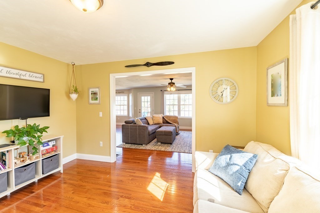 119 Reservoir Road Lunenburg, MA 01462 - Photo 24 of 39