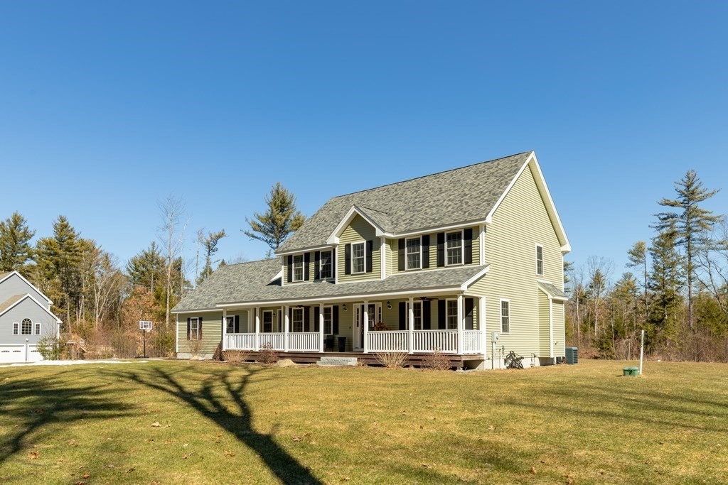 119 Reservoir Road Lunenburg, MA 01462 - Photo 5 of 39