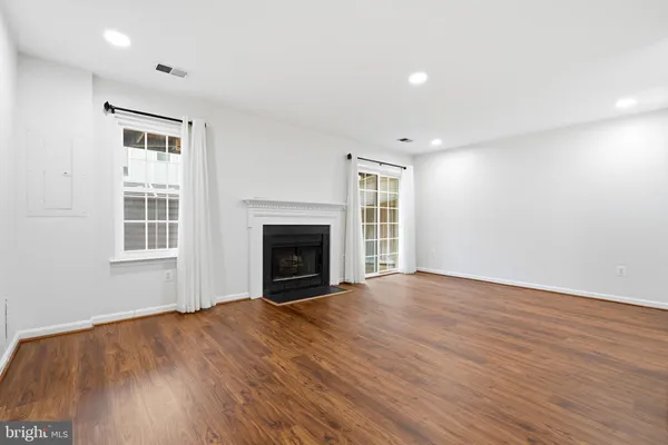 $3,200 | 9663 Franklin Woods Place, Lorton, VA 22079