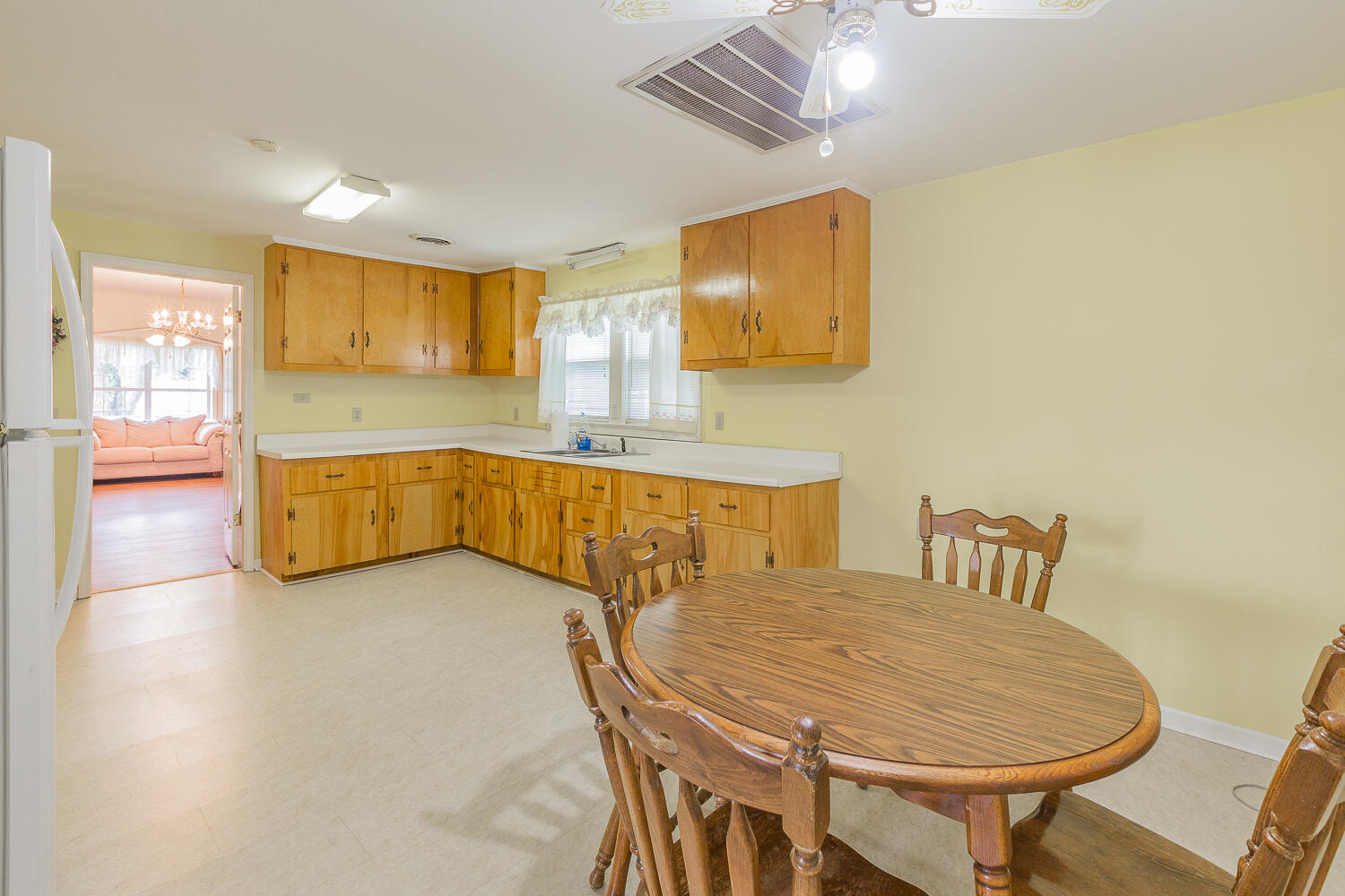 274 Cartwright Loop Whitwell, TN 37397 - Photo 15 of 57 274 Cartwright Loop HD 37393 -35