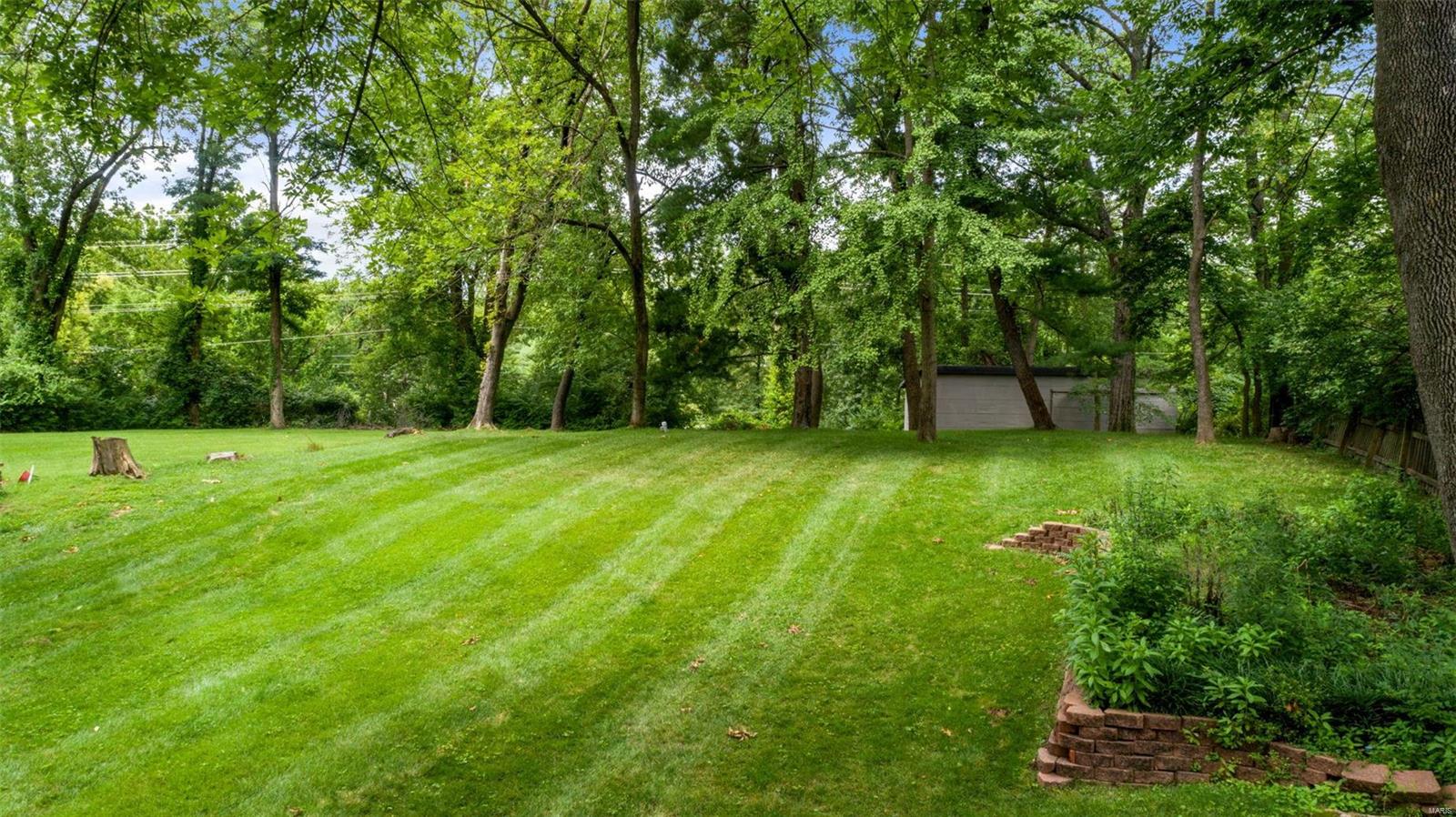 11 Daniel Road Ladue, MO 63124 - Photo 25 of 25