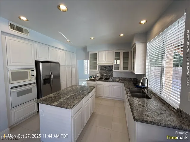 $3,199 | 4701 Jasper Rock Court, Las Vegas, NV 89147