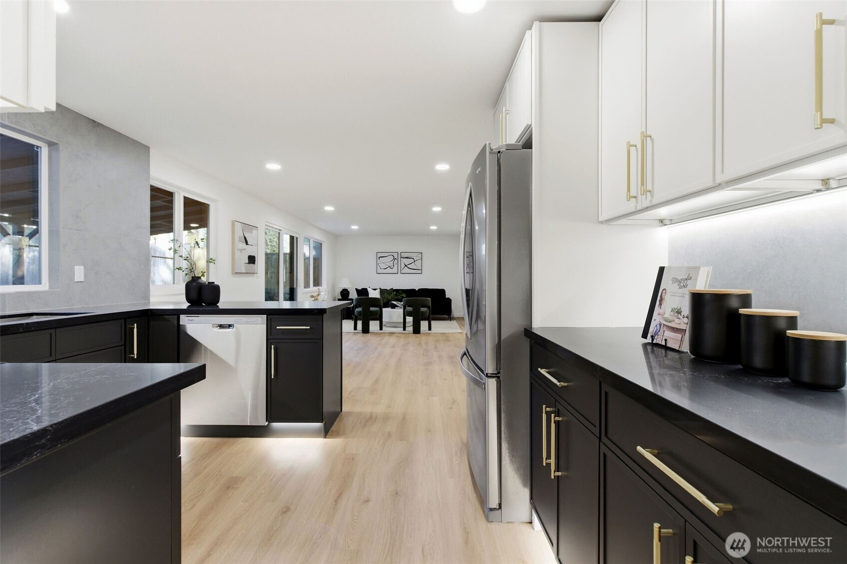 4136 Southwest 321st Street Federal Way, WA 98023 - Photo 18 of 39