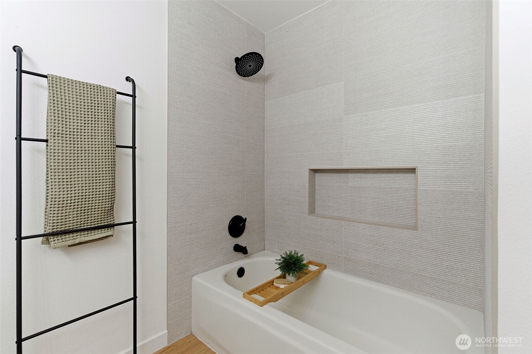 4136 Southwest 321st Street Federal Way, WA 98023 - Photo 33 of 39